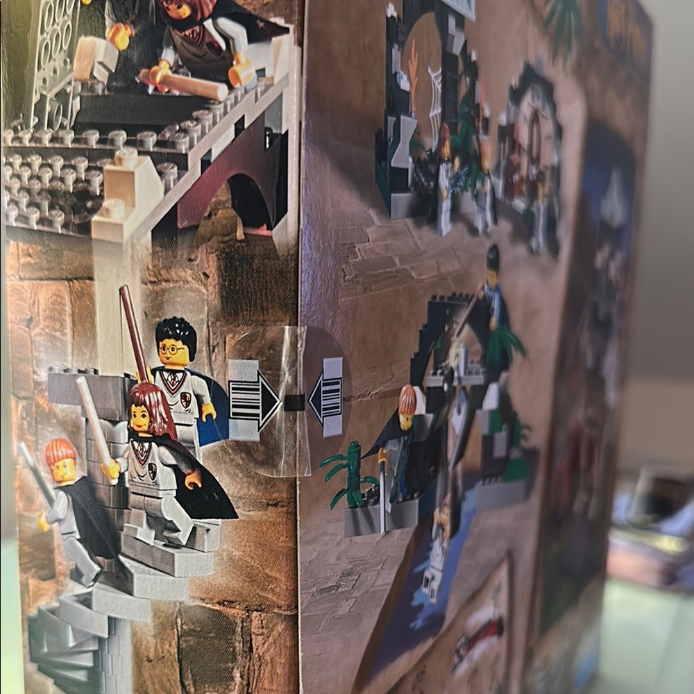 LEGO Harry Potter Forbidden Corridor Set RARE - Picture 8 of 9